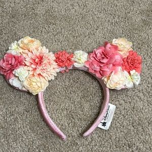 Flower Minnie Mouse ears